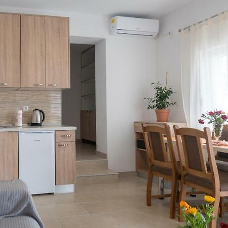 Apartments Tri Mora Ražanac المظهر الخارجي الصورة