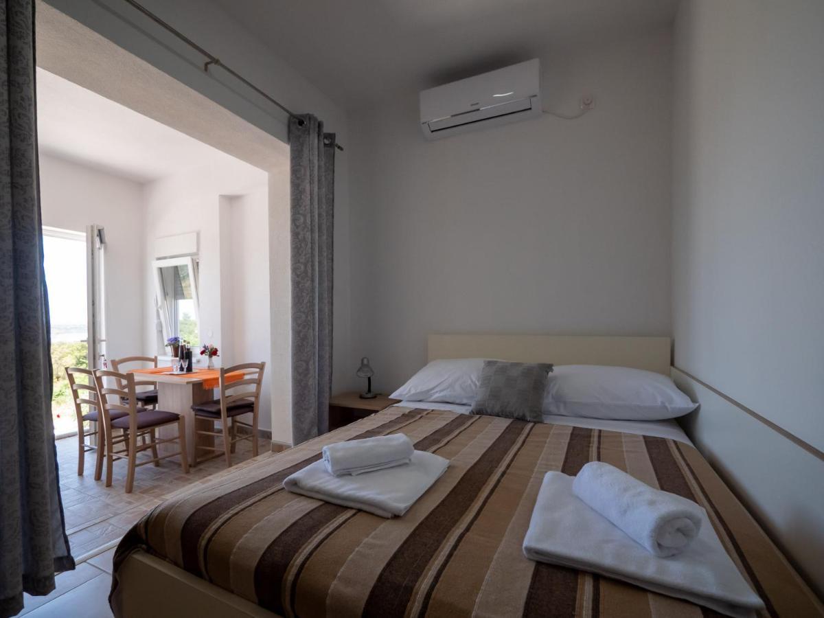 Apartments Tri Mora Ražanac المظهر الخارجي الصورة