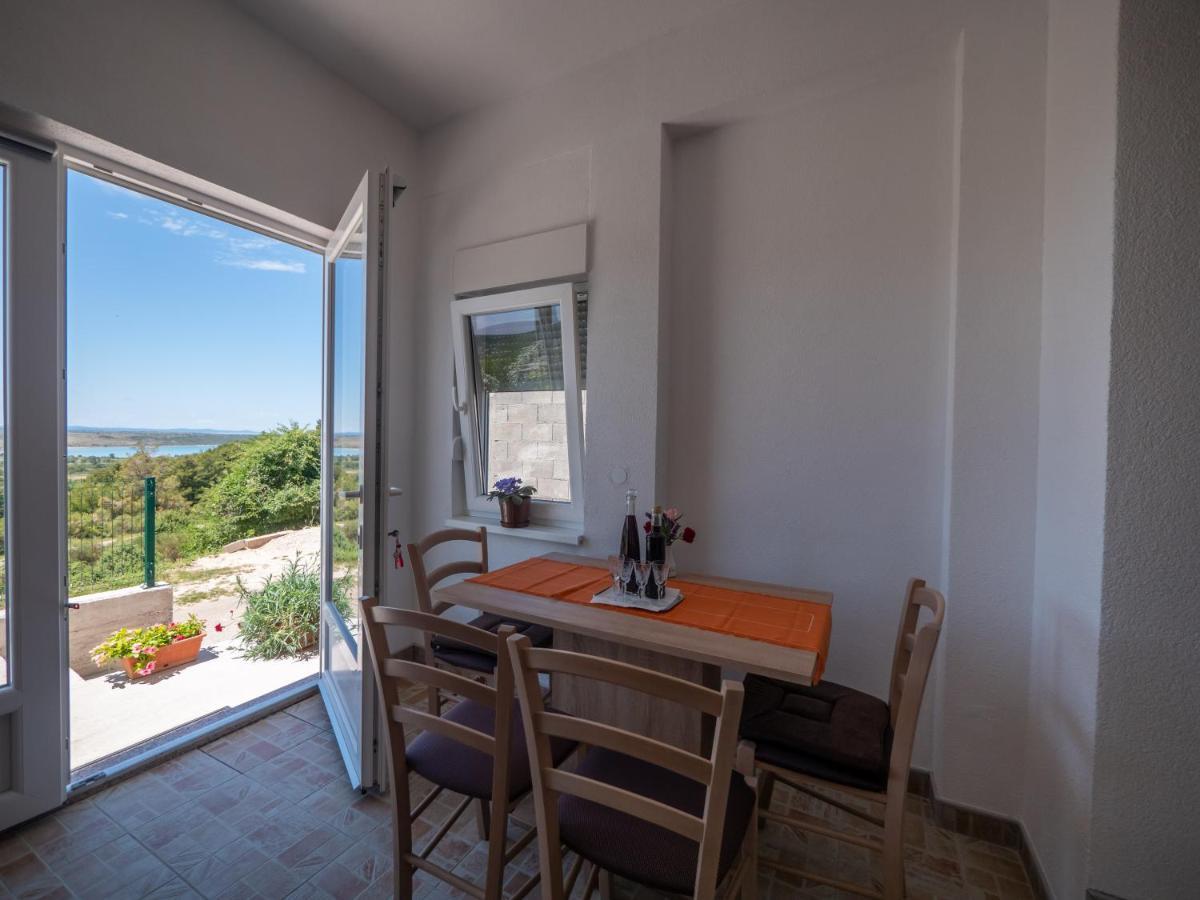 Apartments Tri Mora Ražanac المظهر الخارجي الصورة