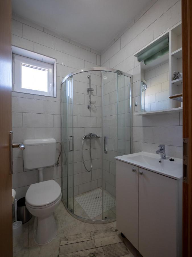 Apartments Tri Mora Ražanac المظهر الخارجي الصورة