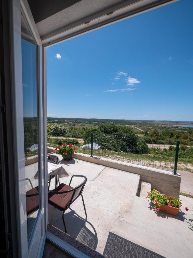 Apartments Tri Mora Ražanac المظهر الخارجي الصورة