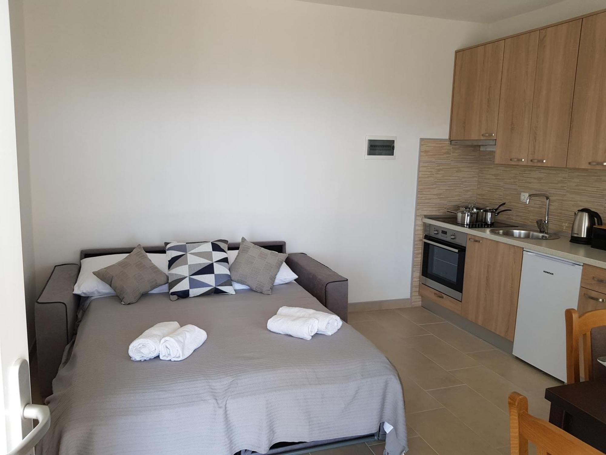 Apartments Tri Mora Ražanac المظهر الخارجي الصورة