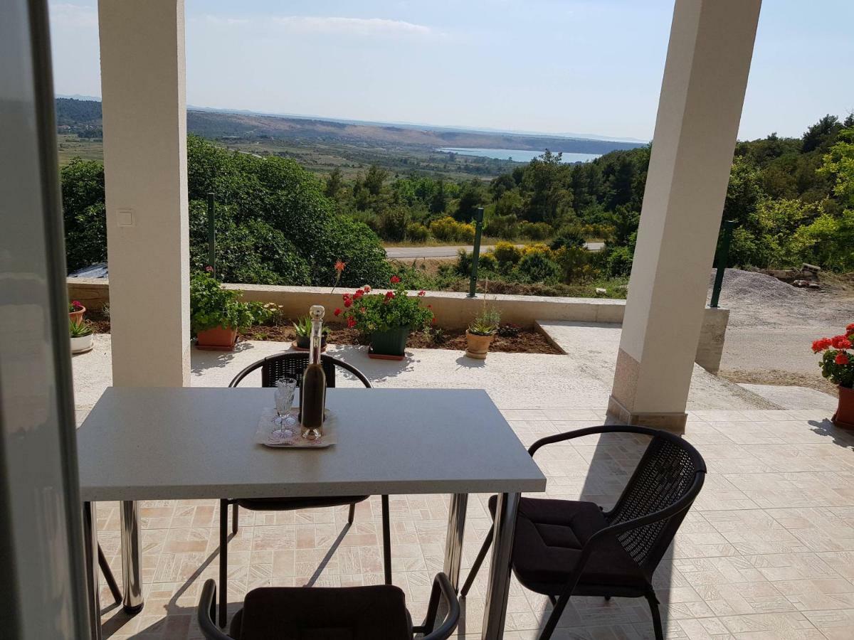 Apartments Tri Mora Ražanac المظهر الخارجي الصورة